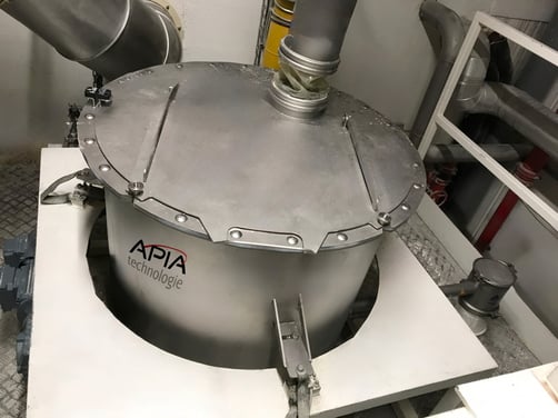 Photo du nouveau doseur APIA Technologie posé sur l'ancien châssis existant