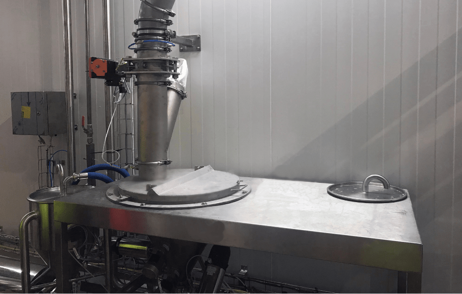 Gestion d'un disperseur des poudres dans une usine alimentaire