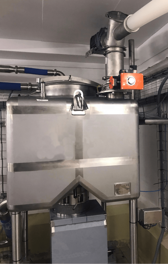 Introduction des pulvérulents dans un liquide