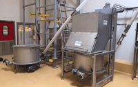 Extraction des poudres avec stand vide-sacs