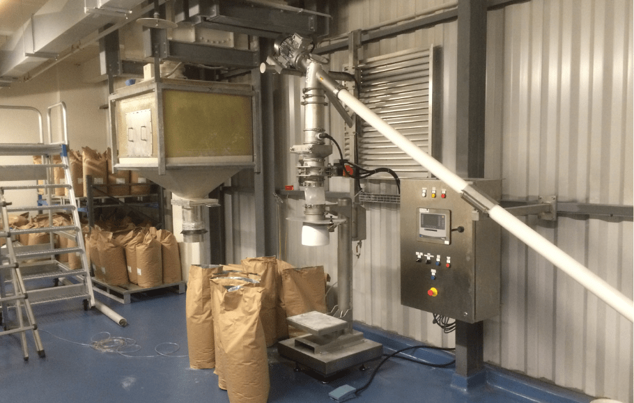 Conditionnement d'un produit fini avec une vis flexible