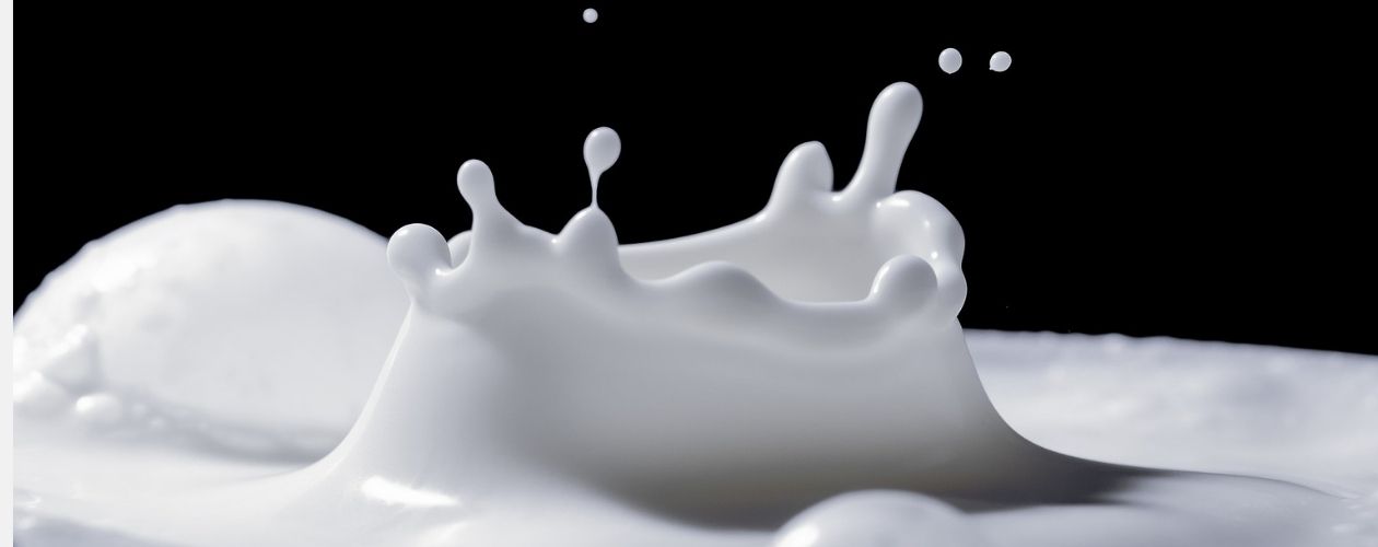 Un nuage de lait illustrant la thématique de l'article